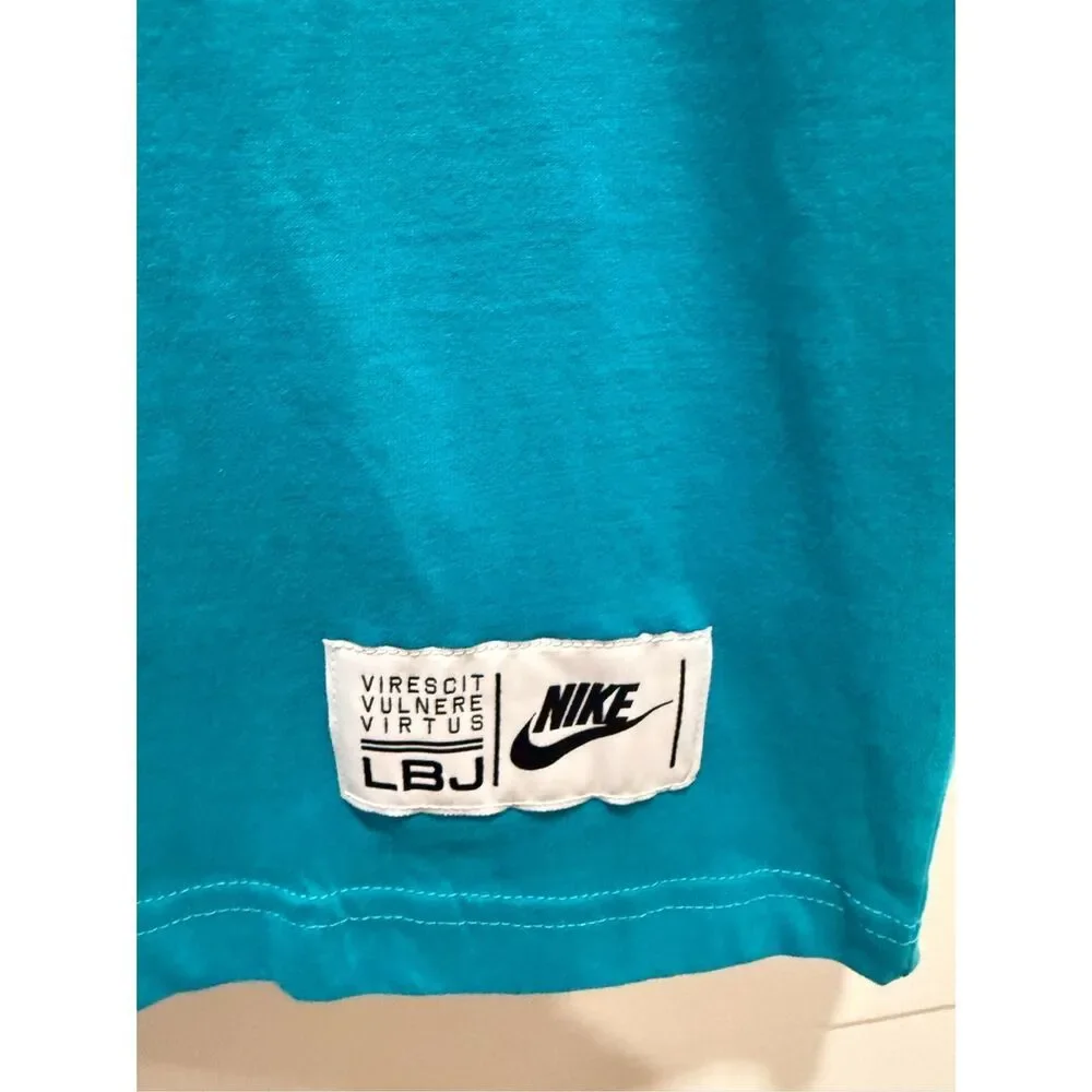 NWT Nike Mens LeBron King James Triple Double Machine Blue Basketball T-Shirt XL
